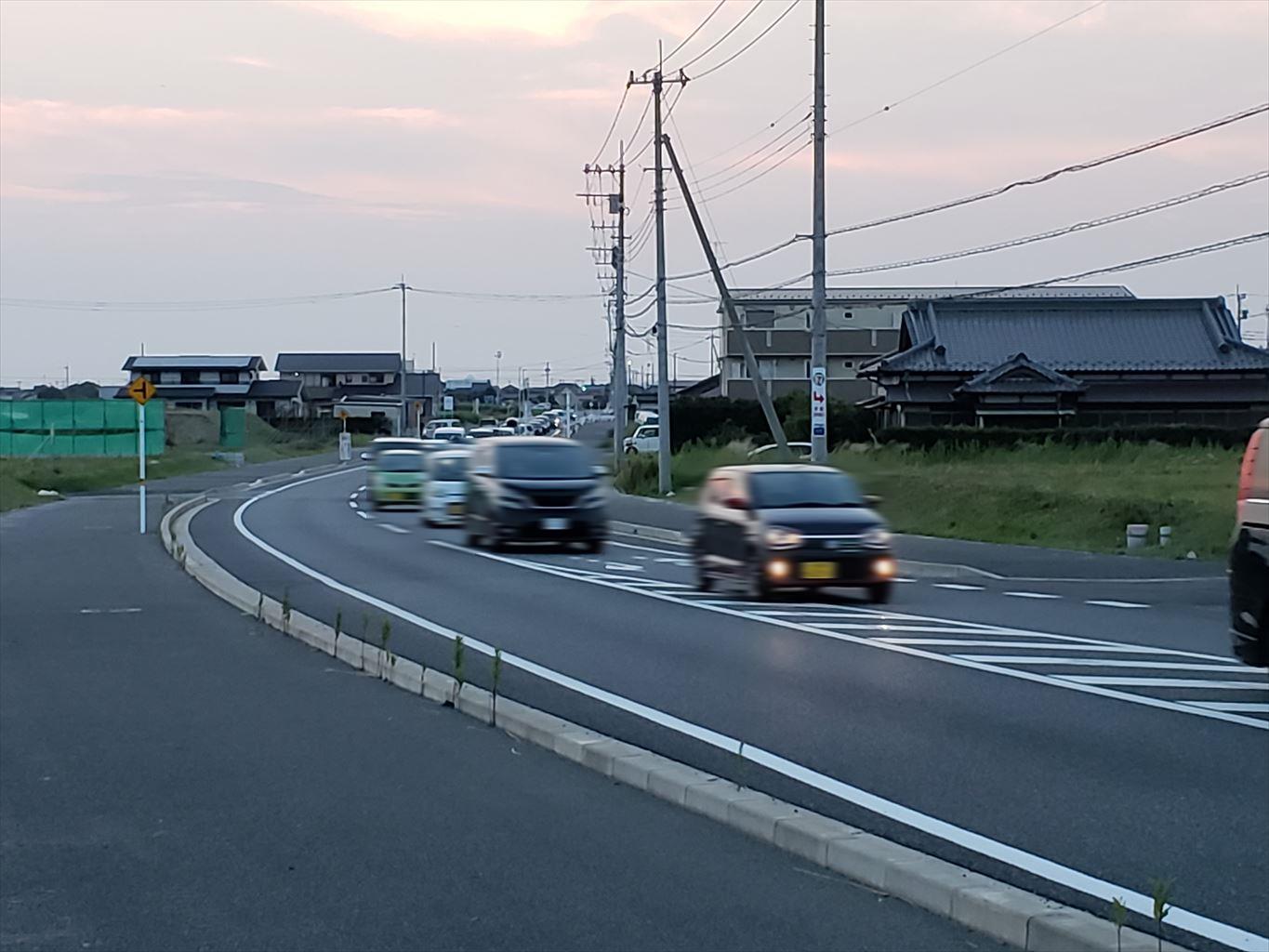 コストコオープンの影響 今までそんなに渋滞なかった交差点で渋滞が発生 木更津 君津 袖ケ浦の情報をお伝えするブログ なかぶぷろじぇくと