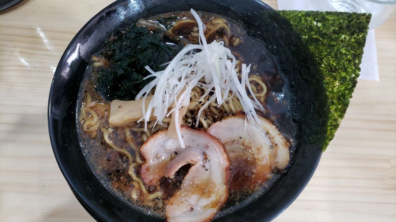 真っ黒なのにまろやか ラーメン大輝のブラックラーメン 木更津市 富士見 木更津 君津 袖ケ浦の情報をお伝えするブログ なかぶぷろじぇくと