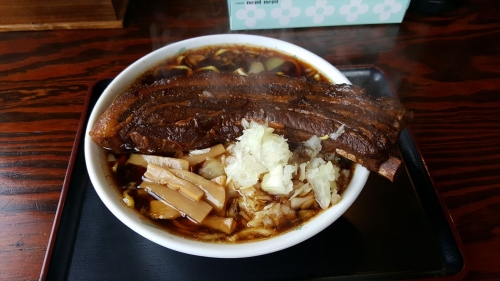 骨付きチャーシュー麺（麺400g）